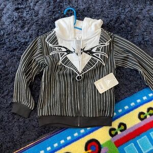 4t nightmare before Christmas sweatshirt tags on